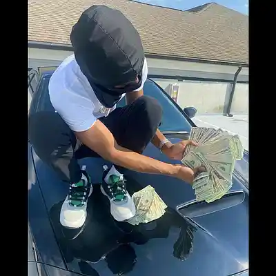 Picture for song '"Money Freestyle" - BUY 2 GET 1 FREE' by artist 'prodleavz'