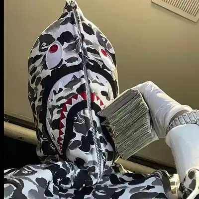 Picture for song 'Double U' by artist 'eeVon Makes Beats'