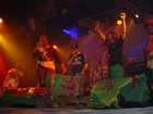 Picture for song 'Vez em quando' by artist 'Bataclan FC'
