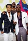 Picture for song 'KANYE WEST & JOHN LEGEND TELL A STORY WIT DIS' by artist 'Money Moss'