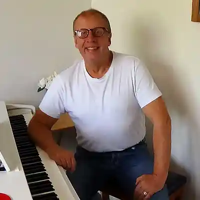 Picture for song 'This Guy's ILW You (Casio WK3500)' by artist 'Tony William'