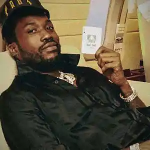 Picture for song 'Pull Me Closer / Meek Mill Type Beat (2 For 1)' by artist 'Buckroll'