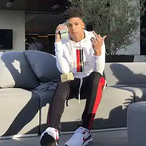 Picture for song 'NLE Choppa x Blueface x Comethazine Type Beat' by artist 'Glowin Owen'