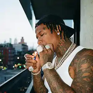 Picture for song 'MoneyBagg Yo Type Beat "Not like me"' by artist 'itsMOEBeats'
