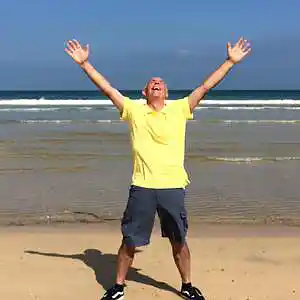 Picture for song 'I got reasons to be cheerful' by artist 'Mike and Liz Floutier'