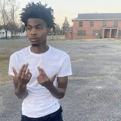 Picture for song 'Lazer Dim 700 x Homixide Gang type beat' by artist 'Prod.Robby99'