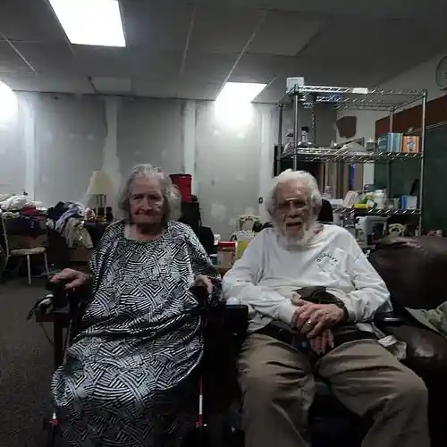 Picture for song 'ESG SHOW SET' by artist 'Lou Da' LongPaper Don'