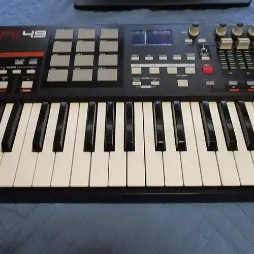 Picture for song 'Tropical Slaps' by artist 'Pazij'