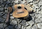 Picture for song 'Broken Guitar' by artist 'Diapolis'