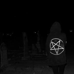 Picture for song 'JAWLOCK II (Ken Carson x F1LTHY Type Beat)' by artist 'KILLCASKETS'