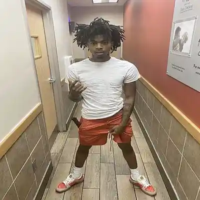 Picture for song 'Glokk40spaz x Lazer Dim 700 type beat "Blood"' by artist 'uzy!'