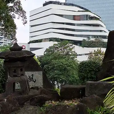 Picture for song 'Une marche dans Sukhumvit Park' by artist 'AM Quar'