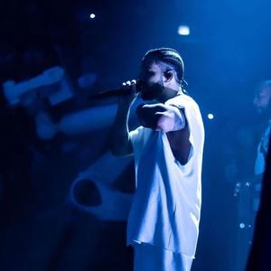Picture for song '''FALLING FOR U'' / Drake Jersey Club Type Beat' by artist 'Beats By Gioest'