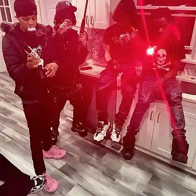 Picture for song 'YFG Fatso Sample Type Beat "CHICA"' by artist 'HyogaProd'