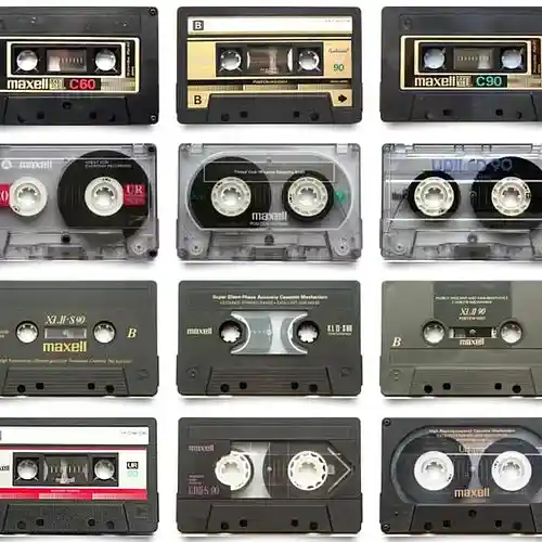 Picture for song 'Maxell Cassette Tape - Chains' by artist 'Maxell Cassette Tape'