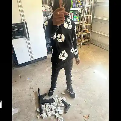 Picture for song 'Lil Speedy x Lil Noonie Type Beat-"Come Outside"' by artist 'MP3Meech'