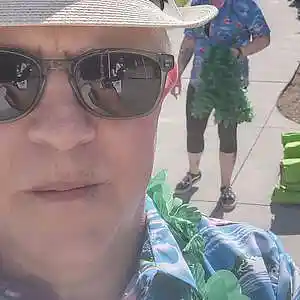 Picture for song 'CAROLINA BEACH live demo' by artist 'Sam Austin'