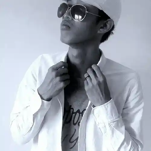 Picture for song 'CHRIS J - Pass ka lang (Gucci Gang Freeverse)' by artist 'Chris-J Muzik'