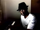Picture for song '12 - Draw Near.MP3' by artist 'Ulysses Salett'