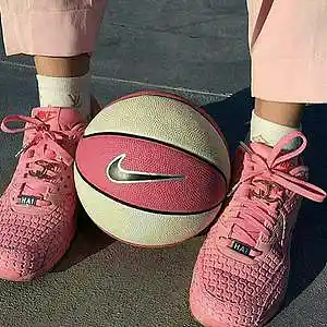 Picture for song 'SWERVING' by artist 'LONDONAVE'