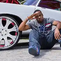 Picture for song 'Paper Chasin' by artist 'Main The Loud Man'