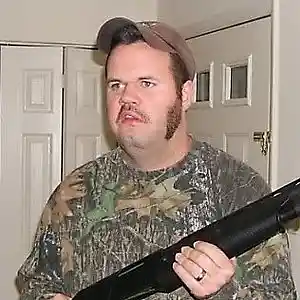 Picture for song 'i i i' by artist 'Gino Benz'