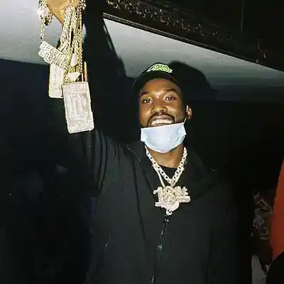 Picture for song 'DYSTOPIAN 144 BPM / METRO X MEEK MILL TYPE BEAT' by artist 'Crowded Beats'