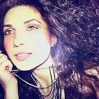 Picture for song 'Giulia - Fragile' by artist 'Giulia Mihai'