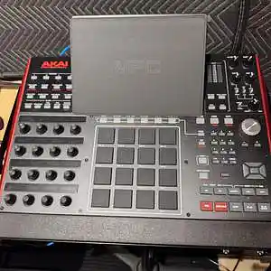 Picture for song 'Drumz Only 73' by artist 'Rob Gee Da' Produsa'