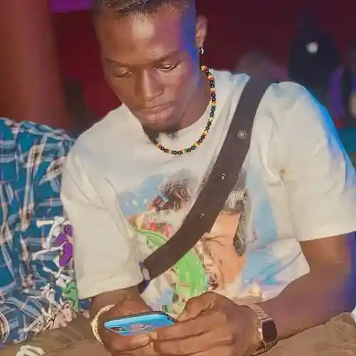 Artist picture