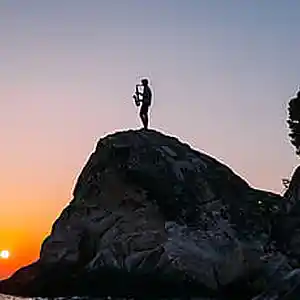 Picture for song 'At The Break Of Dawn (I'm Ready)' by artist 'The Markdanyells'