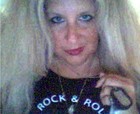 Picture for song 'Raise your hands to rock' by artist 'MicheleAnnn'