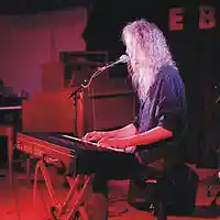 Picture for song 'Treat Everybody Right' by artist 'TITATOMA'