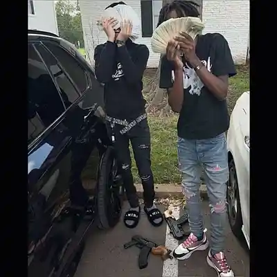 Picture for song '"Put Em One" - BUY 2 GET 1 FREE' by artist 'prodleavz'