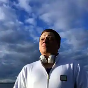 Picture for song 'Beat 1' by artist 'HarryVaraxy'