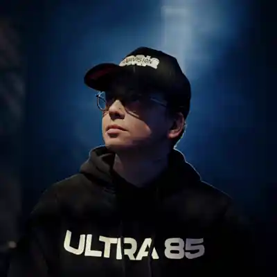 Picture for song '3rd Bird (Buy 1 Get 10 Free)' by artist 'Kontraa'