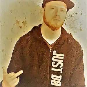 Picture for song 'Cut Throat REMAKE (With SK The Magnificent)' by artist 'De-Stroyy'