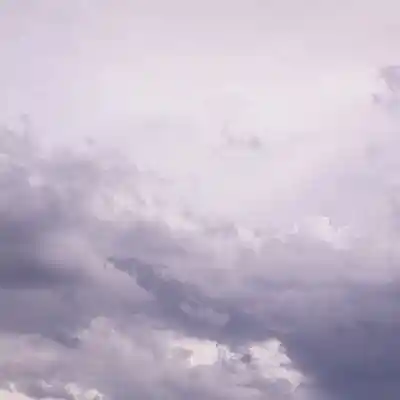 Picture for song 'Cloud Loop 2 (2024)' by artist 'e0R'