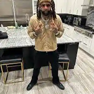 Picture for song '(Icy Summer) Money Man X Boston Richey Type Beat 2' by artist 'OmgLilPetey'