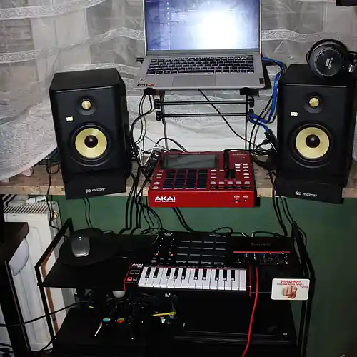 Picture for song 'Street Trap' by artist 'Cobra Music'