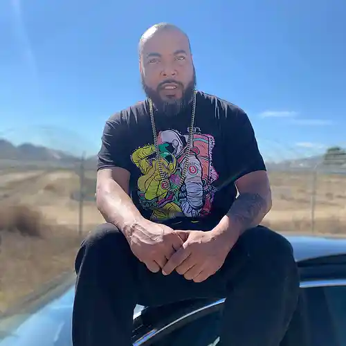 Picture for song '01 LIL RU BONE FRESH OUT' by artist 'FlyLifeInc.'