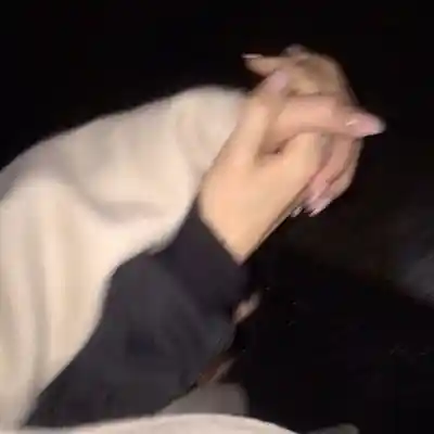 Song picture of 'Hand In Hand'