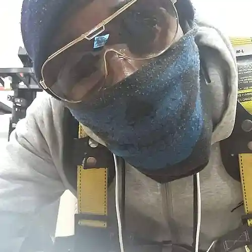 Picture for song '01 duffle bag' by artist 'Kickd0e'