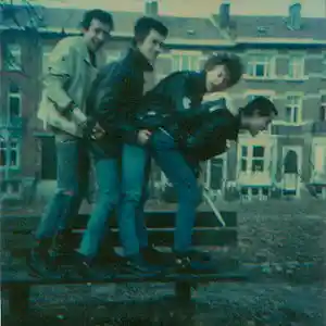 Picture for song 'Stomme wedloop' by artist 'KoyaanisqWatsi'