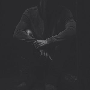 Picture for song 'Let The Darkness In' by artist 'Melo Mirage'