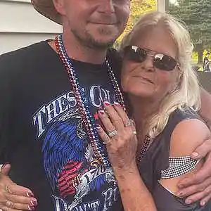 Picture for song 'Moms Song' by artist 'Th3D0c'