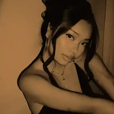 Picture for song 'Crossfade - RNB x Bryson Tiller' by artist 'White G'