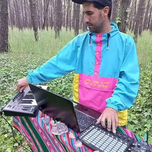 Picture for song 'lofi1' by artist 'zenkaio'