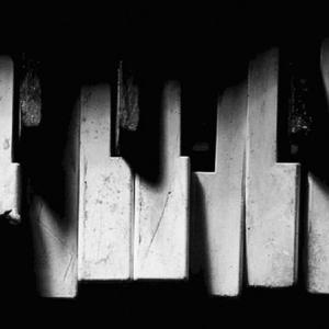 Picture for song 'silk carpet free download demo' by artist 'Stratdollar On Da Beat -Dj Strategy'