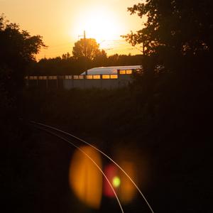 Picture for song '"Shine" Beat for Sale' by artist 'whoDeanyBeatz'